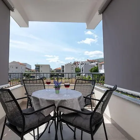 Apartman Trogir *