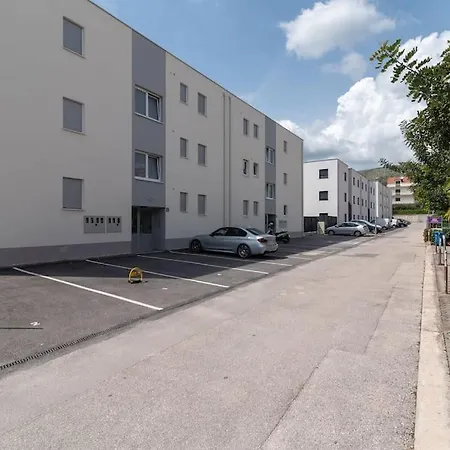 Apartman Trogir * 特罗吉尔