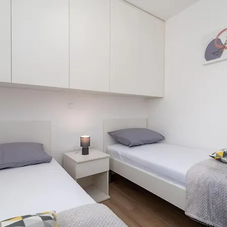 Appartamento Apartman Trogir Traù